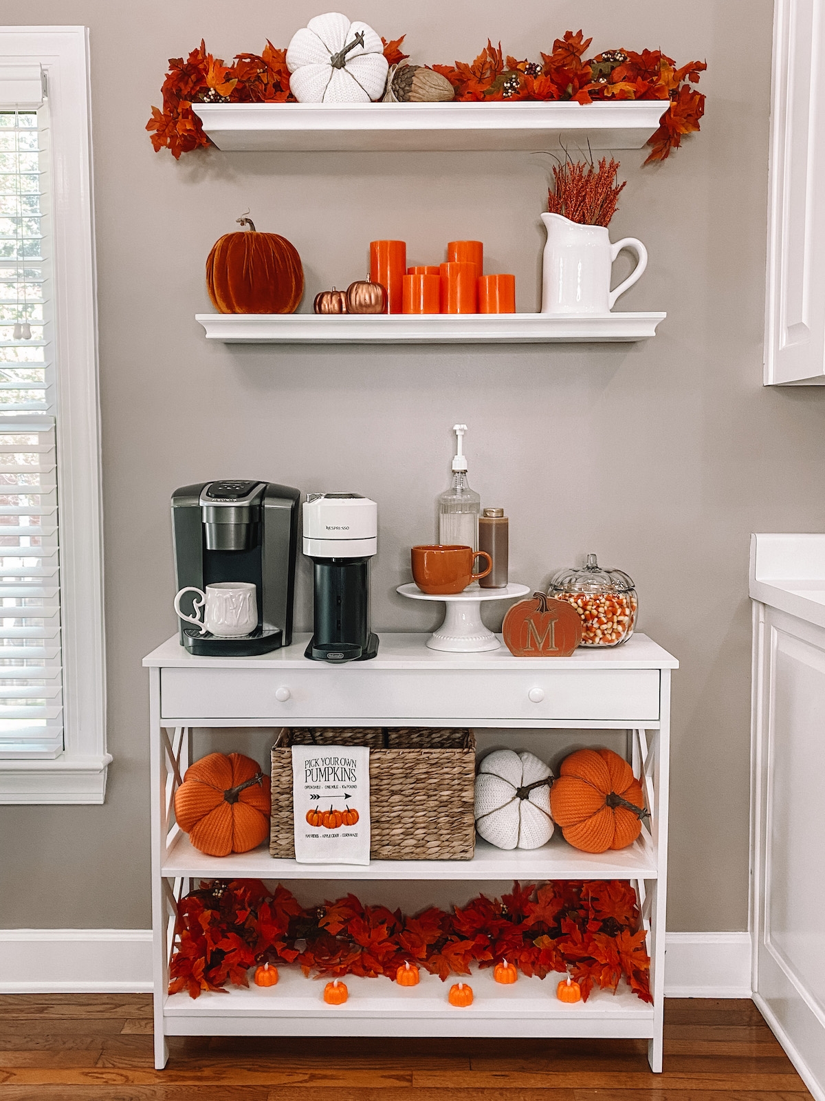 FALL AND HALLOWEEN COFFEE BAR INSPO - Vogue for Breakfast